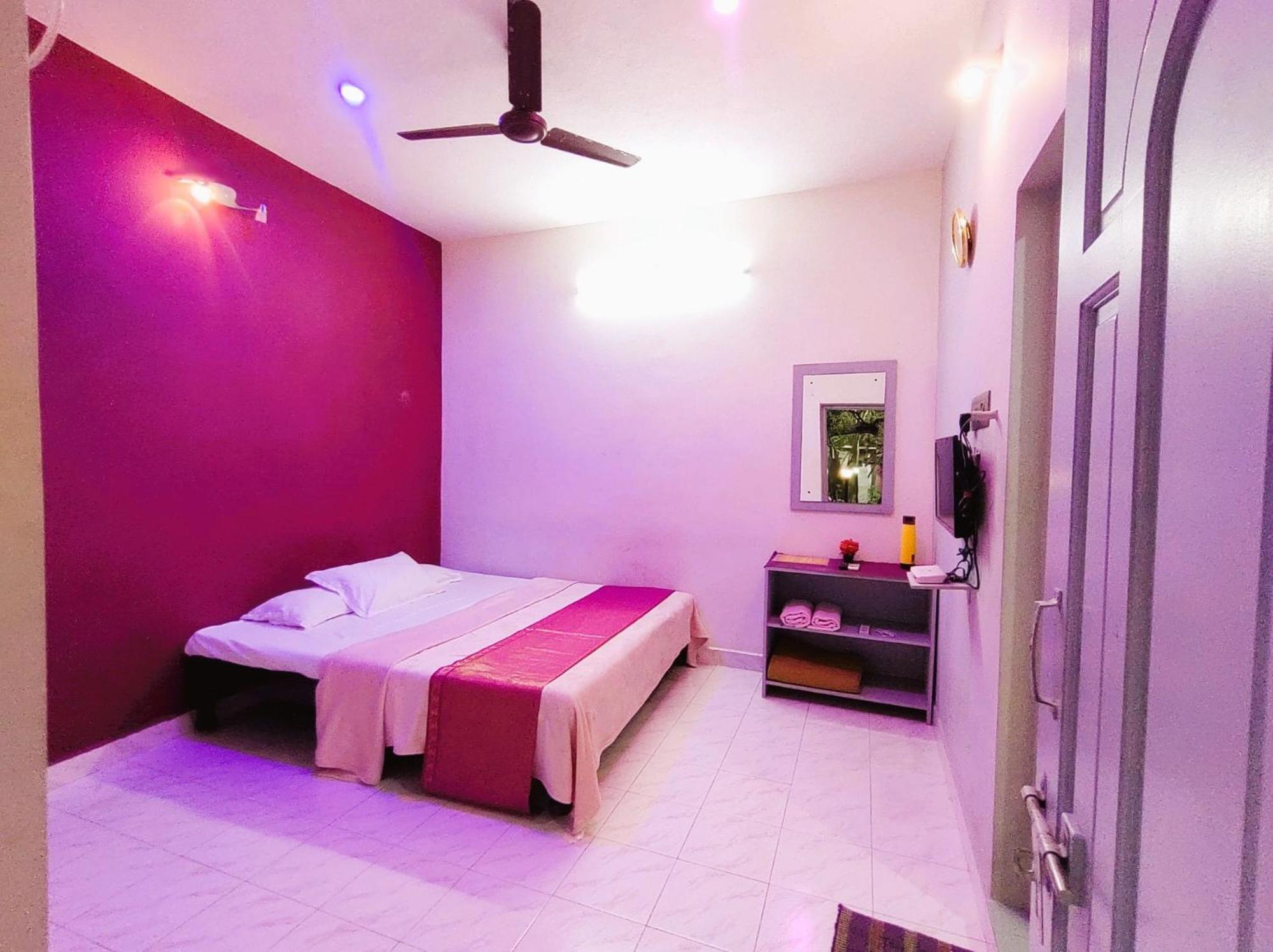 The Well Beach Side Guest House Auroville Bagian luar foto
